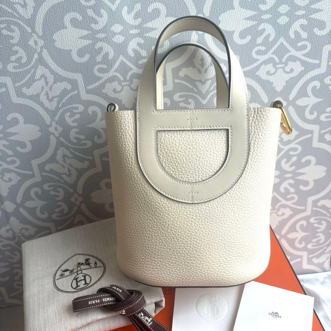 エルメス ハンドバッグ インザループ 18 ナタ/ゴールド金具 トリヨンクレマンス/スイフト U刻印 新品・未使用エルメス イン・ザ・ループ 18 ゴールド ゴールド金具 K