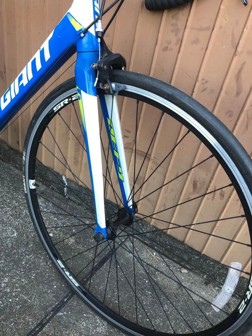 GIANT DEFY3 サイズM SHIMANO SORA 2×9S GIANT DEFY3 サイズM SHIMANO SORA 2×9S