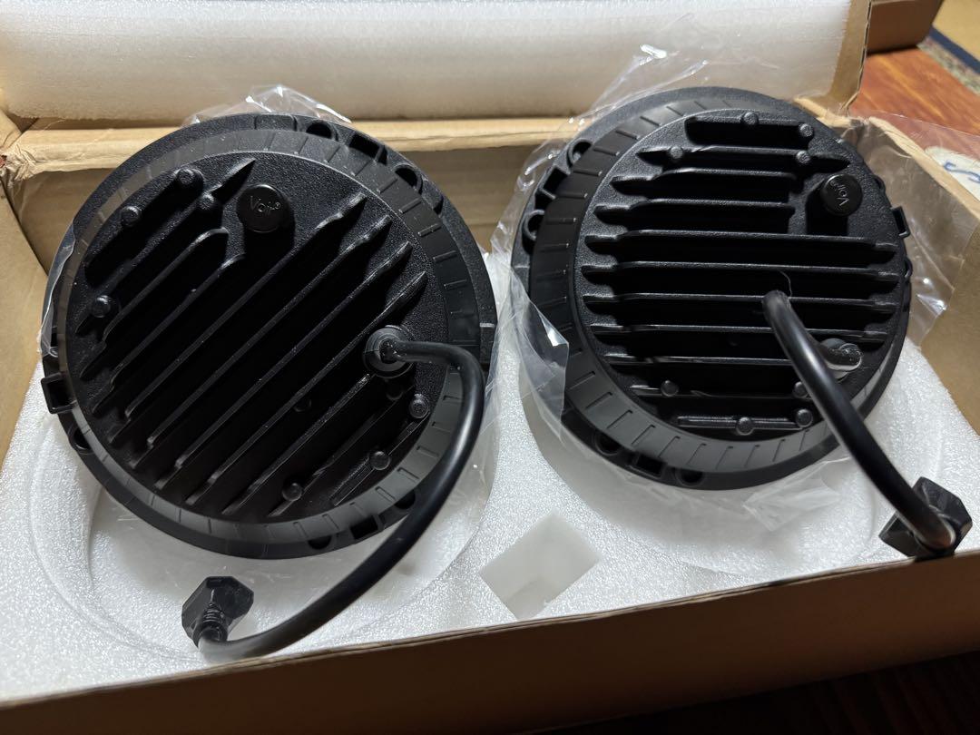 7インチ 汎用LEDヘッドライト 新品