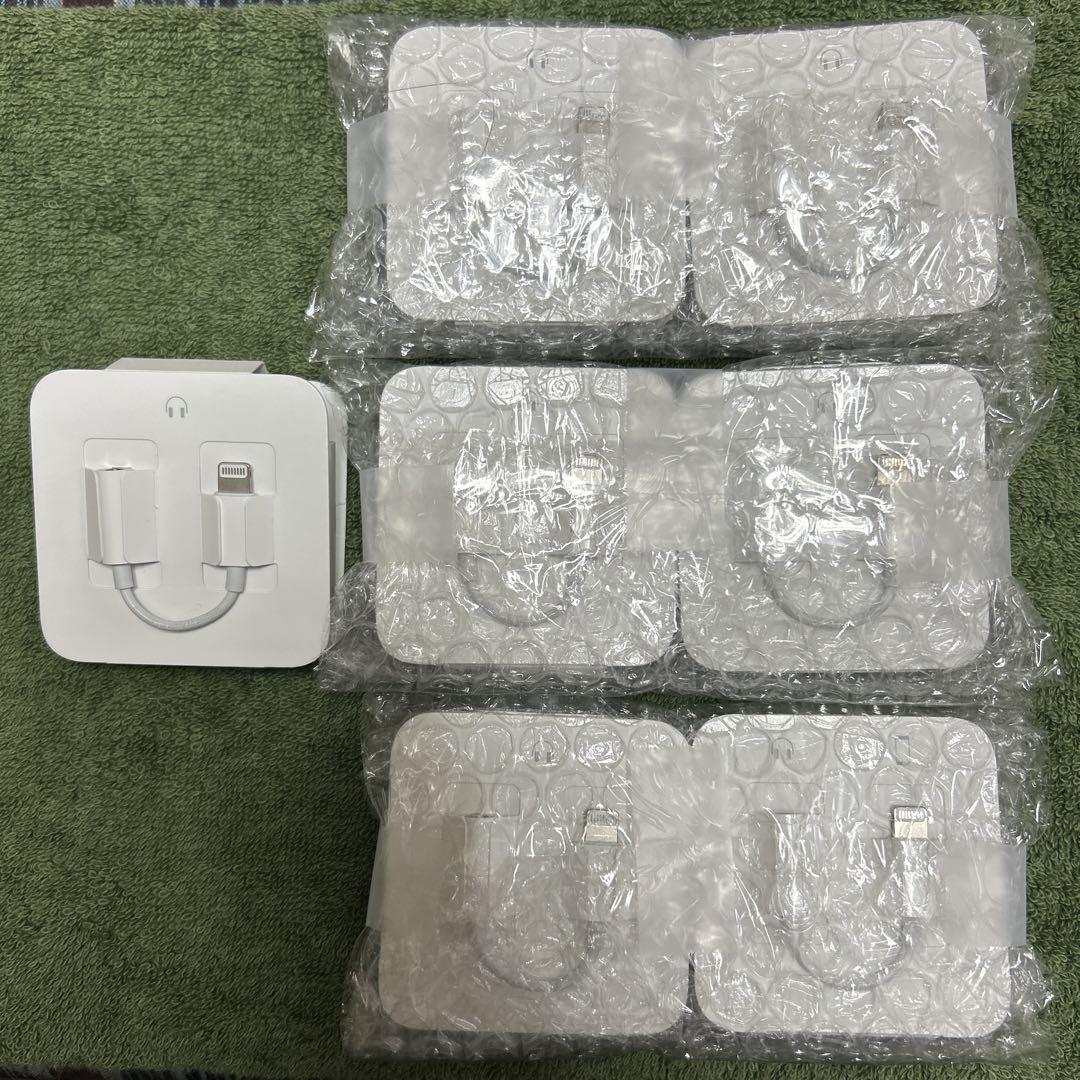 iPhone イヤホン　純正　Apple