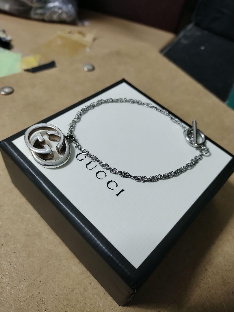 GUCCI インターロッキングブレスレット　高級感あり