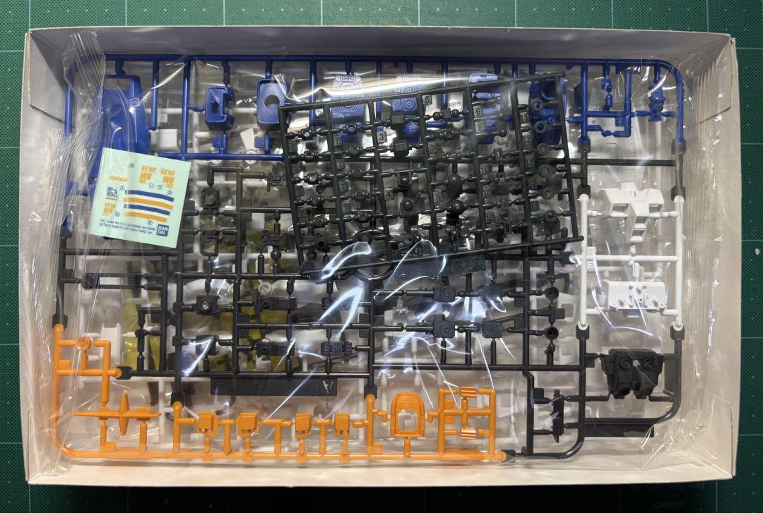 HG 1/144プラモデル　RX-78-2 ガンダム　VISAカードver.
