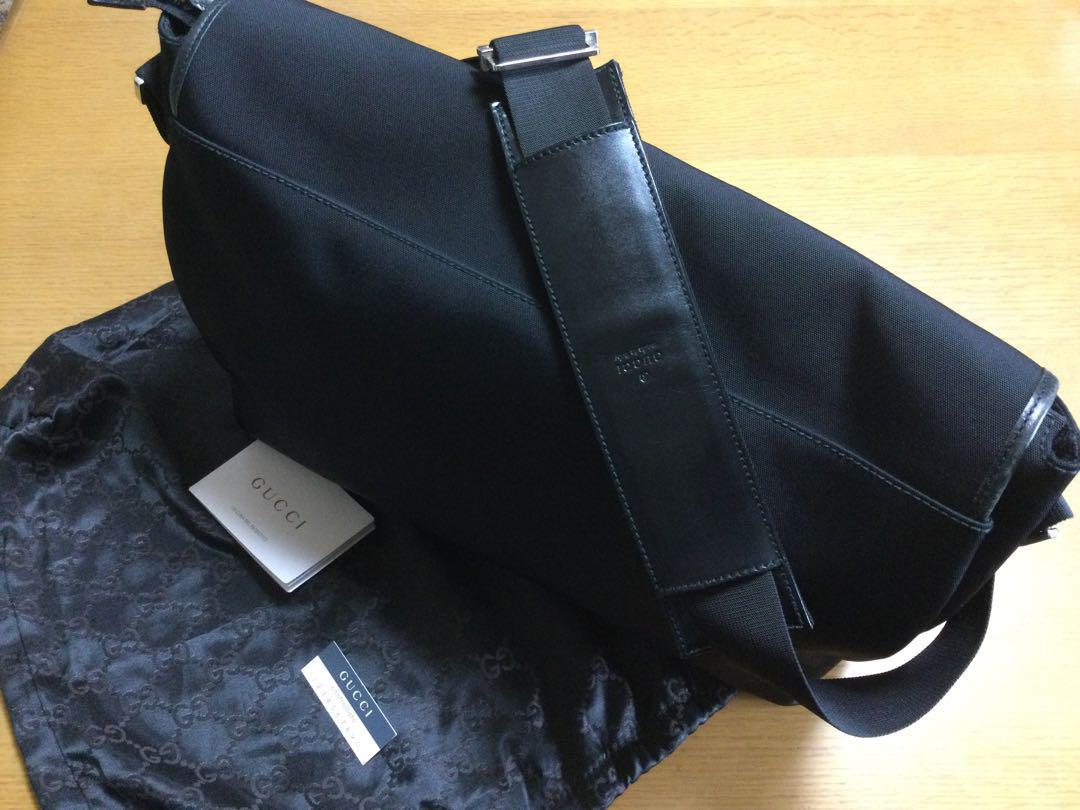GUCCI グッチ　ショルダーバッグ　黒