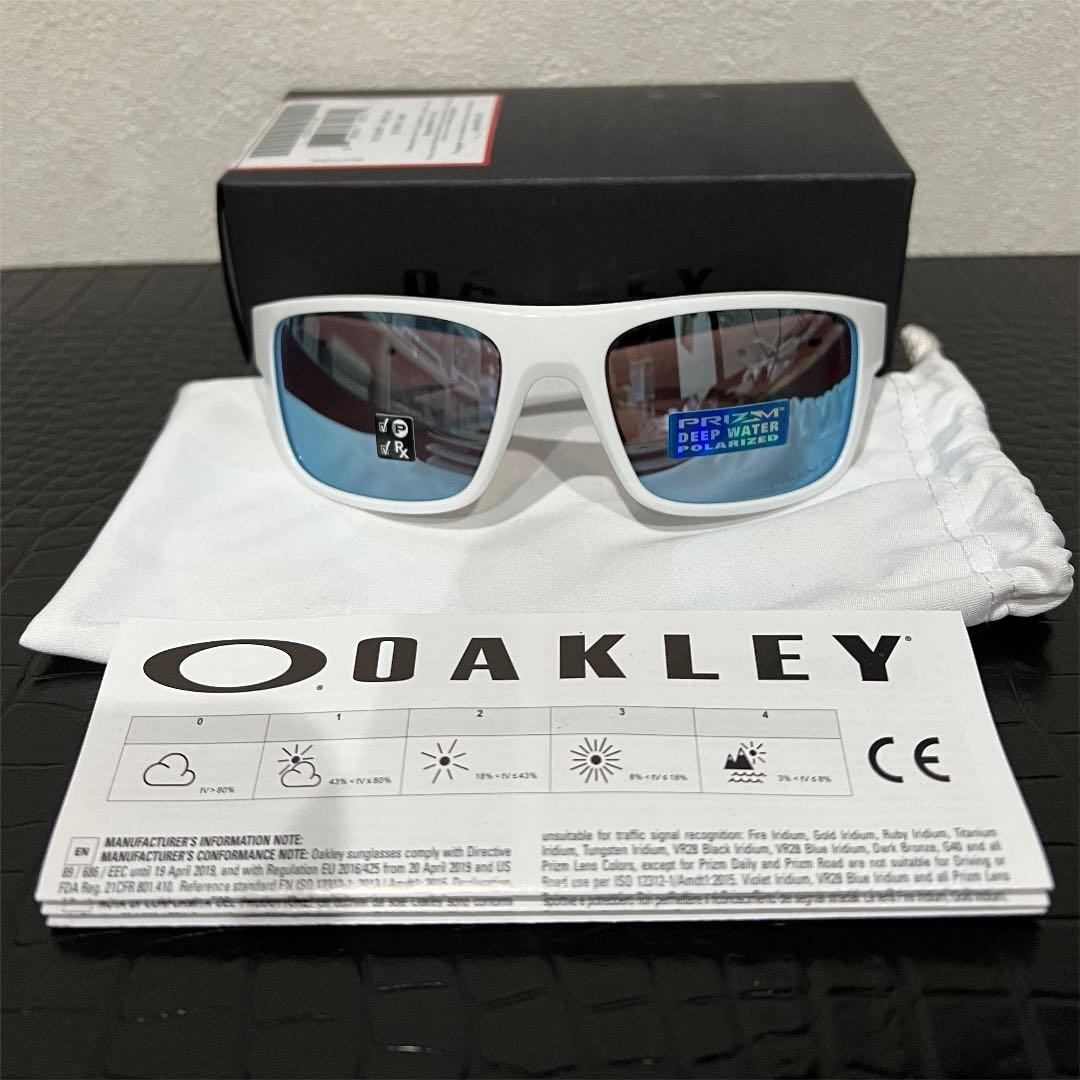 未使用 オークリー サングラス oo9367ホワイト ブルーレンズ プリズム