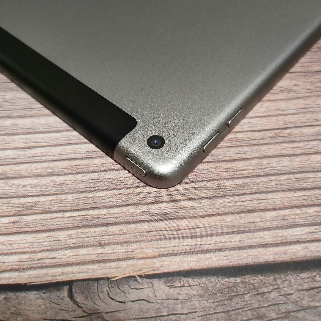 Apple iPad 第5世代 32GB セルラーモデル 超美品