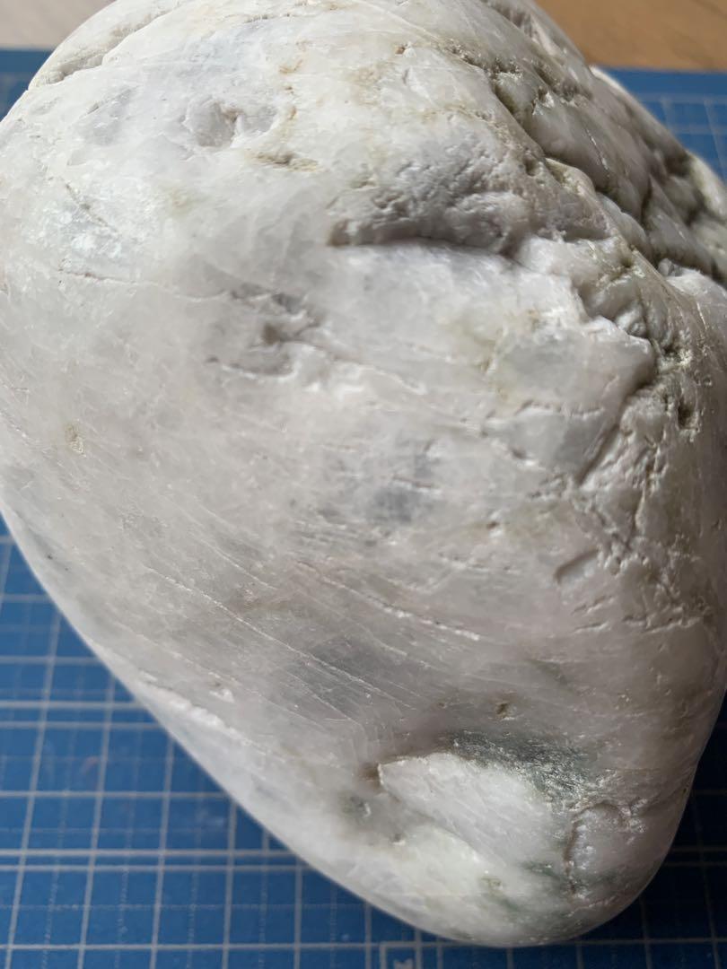 糸魚川ヒスイ　約1.5kg
