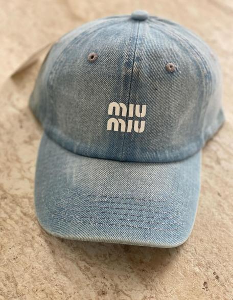 miu miu デニムブルー キャップ