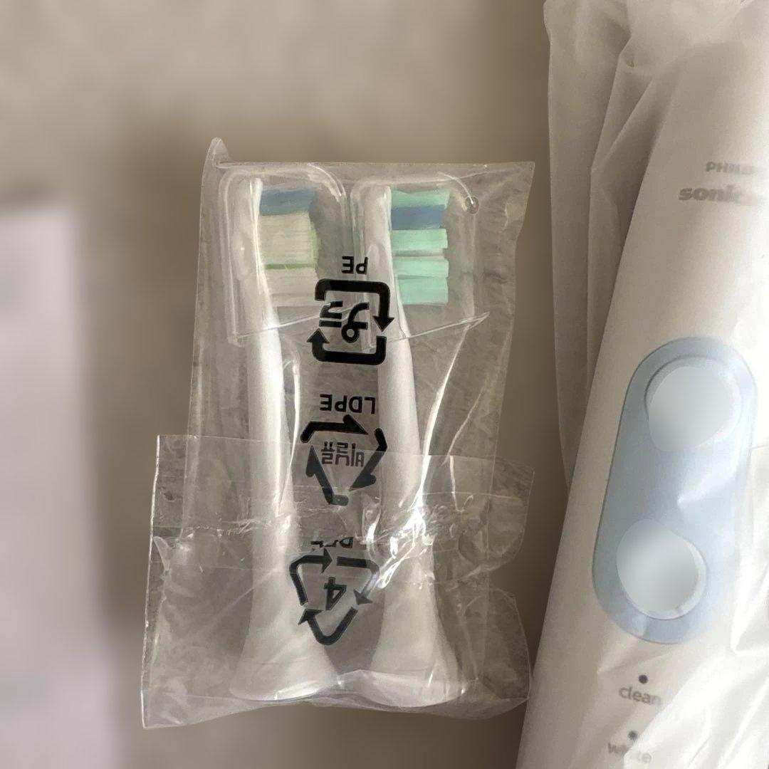 新品未使用❗️PHILIPS HX6403/71 電動歯ブラシ本体 新品未使用❗️PHILIPS HX6403/71 電動歯ブラシ本体