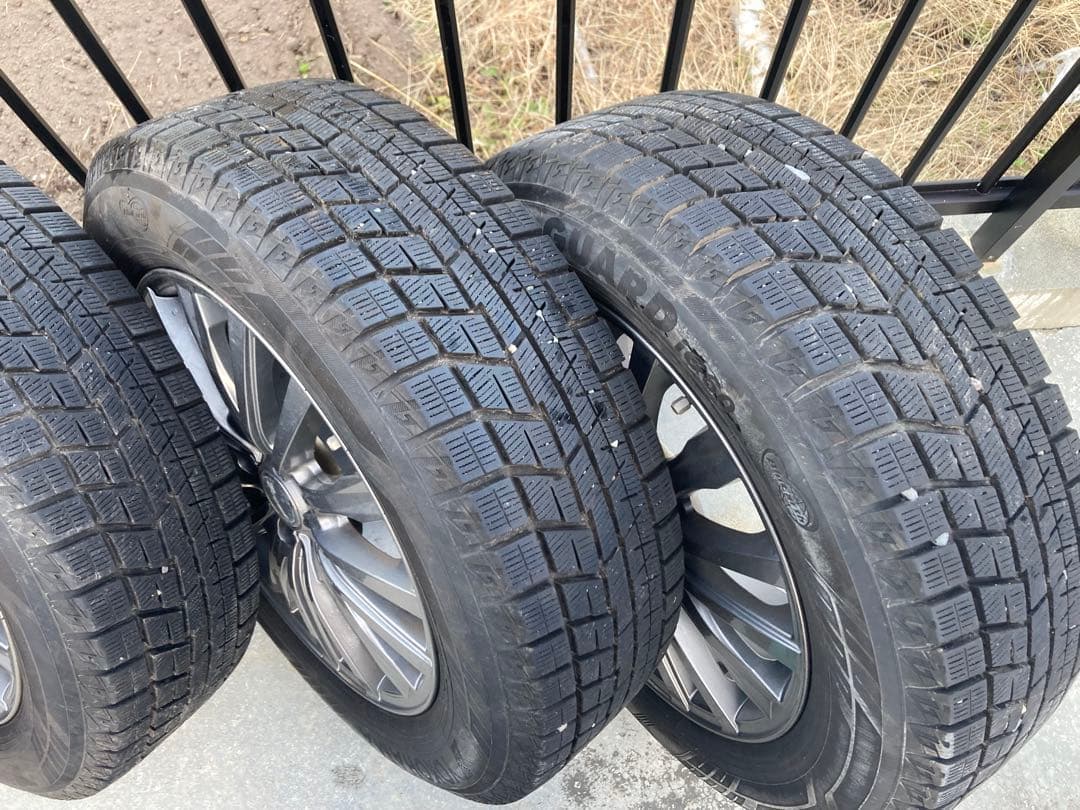 トヨタライズスタッドレスタイヤ4本セット(4穴)お引き取り限定(岐阜) トヨタライズスタッドレスタイヤ4本セット(4穴)お引き取り限定(岐阜)