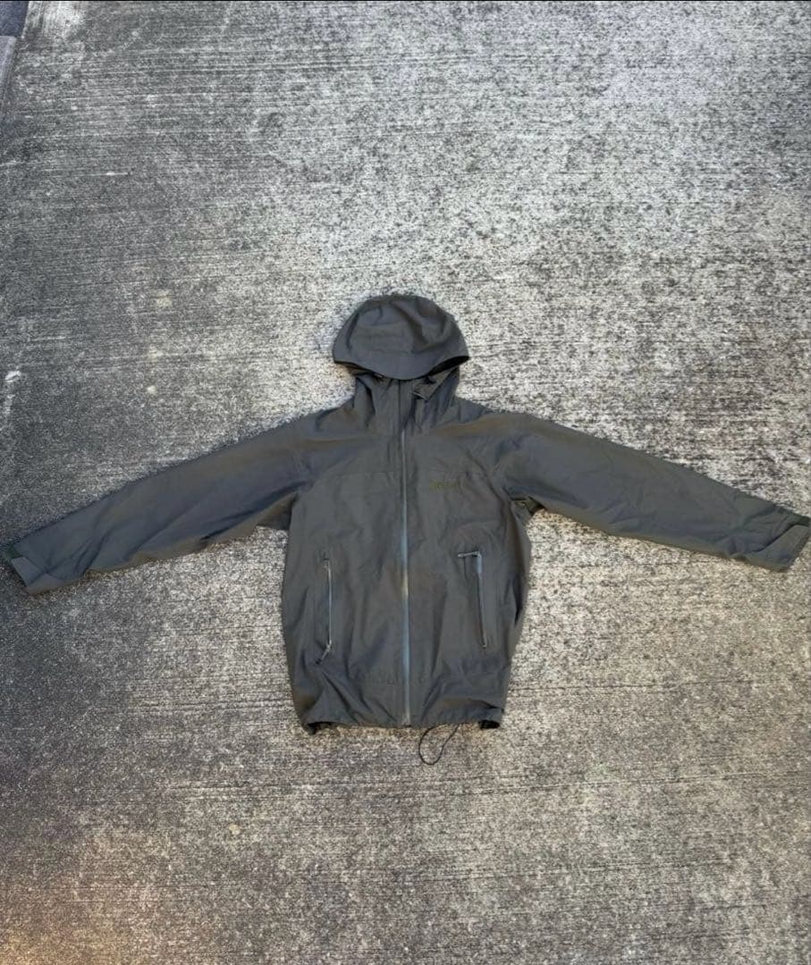 Marmot マウンテンパーカー Mサイズ オリーブM MARMOT