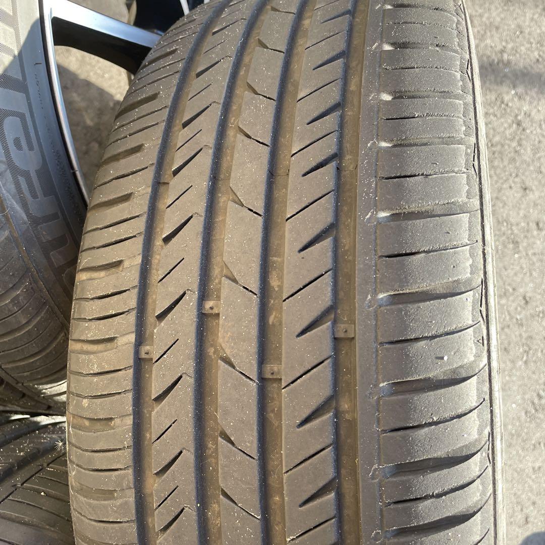① バリ溝215/50R17アルミセット17×7Jオフセット53？ ヴォクシー
