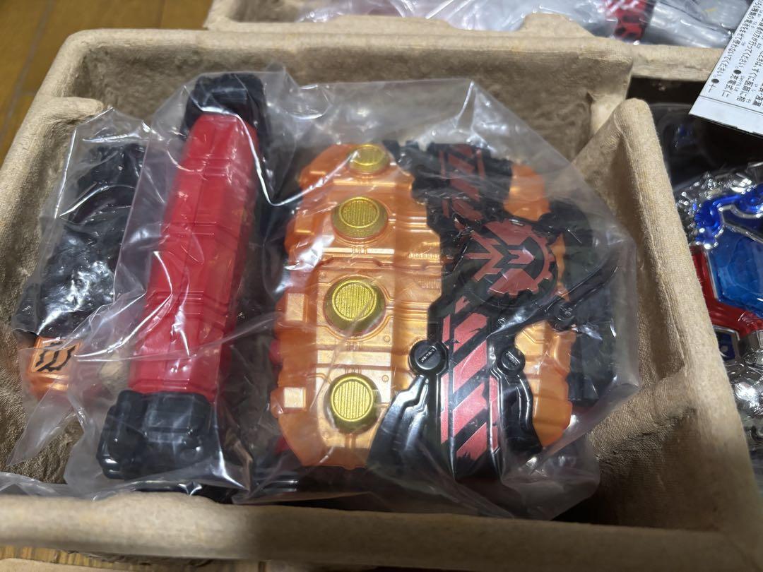 仮面ライダービルド　仮面ライダークローズ　おもちゃセット