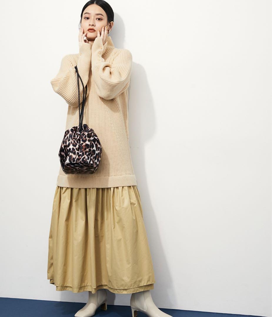 美品◯ADAM ET ROPEドッキングニットワンピース