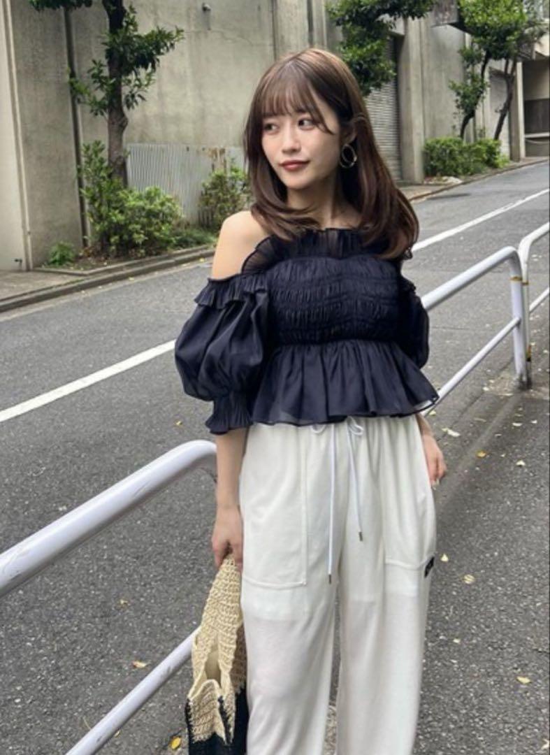 新品　snidel Sustainableギャザーオフショルブラウス　スナイデル