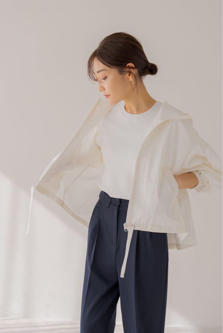 バックフレアショートブルゾン　BACK FLARE SHORT BLOUSON バックフレアショートブルゾン｜BACK FLARE SHORT BLOUSON
