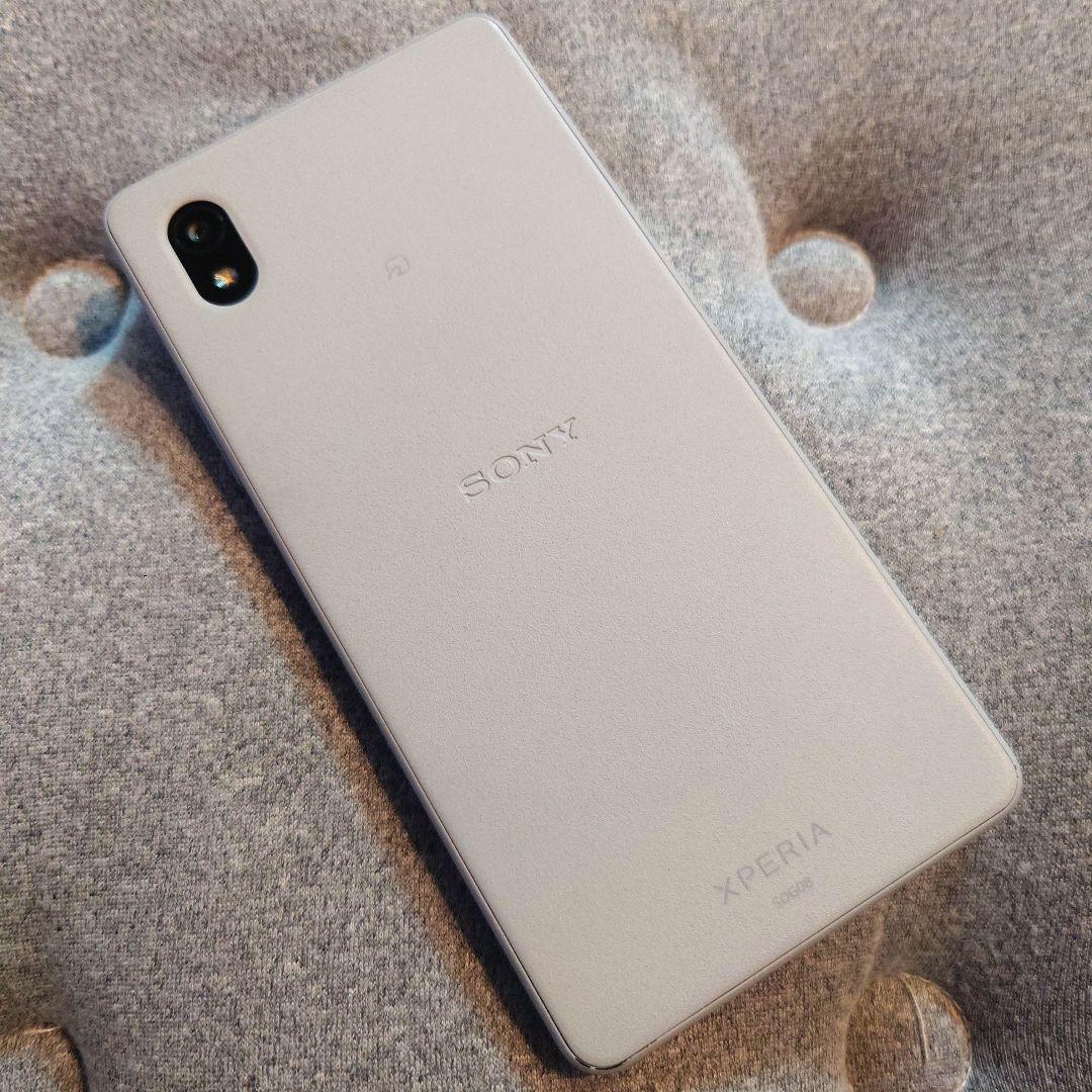 美品 SIMフリー XPERIA AceIII SOG08 64GB グレー色
