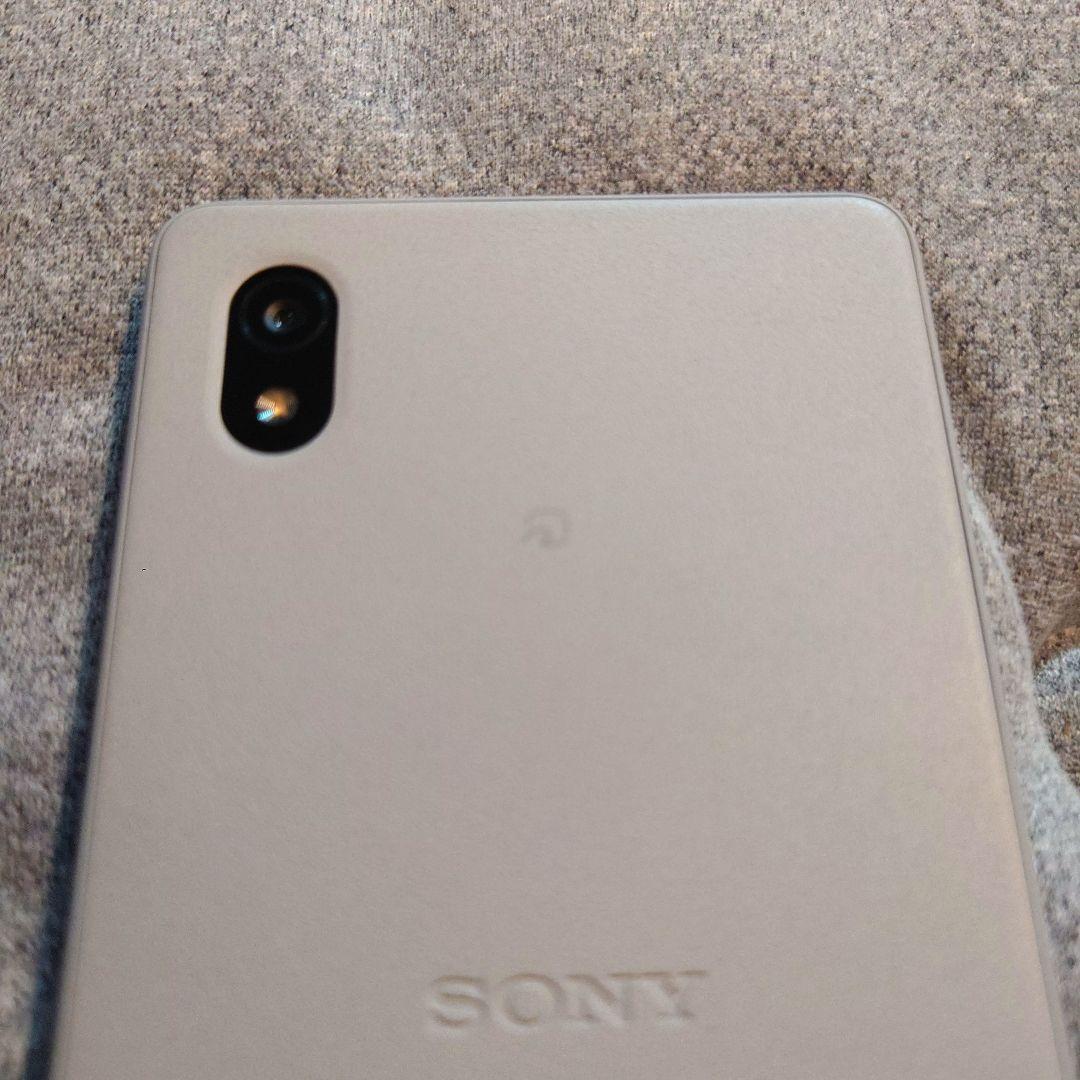 美品 SIMフリー XPERIA AceIII SOG08 64GB グレー色