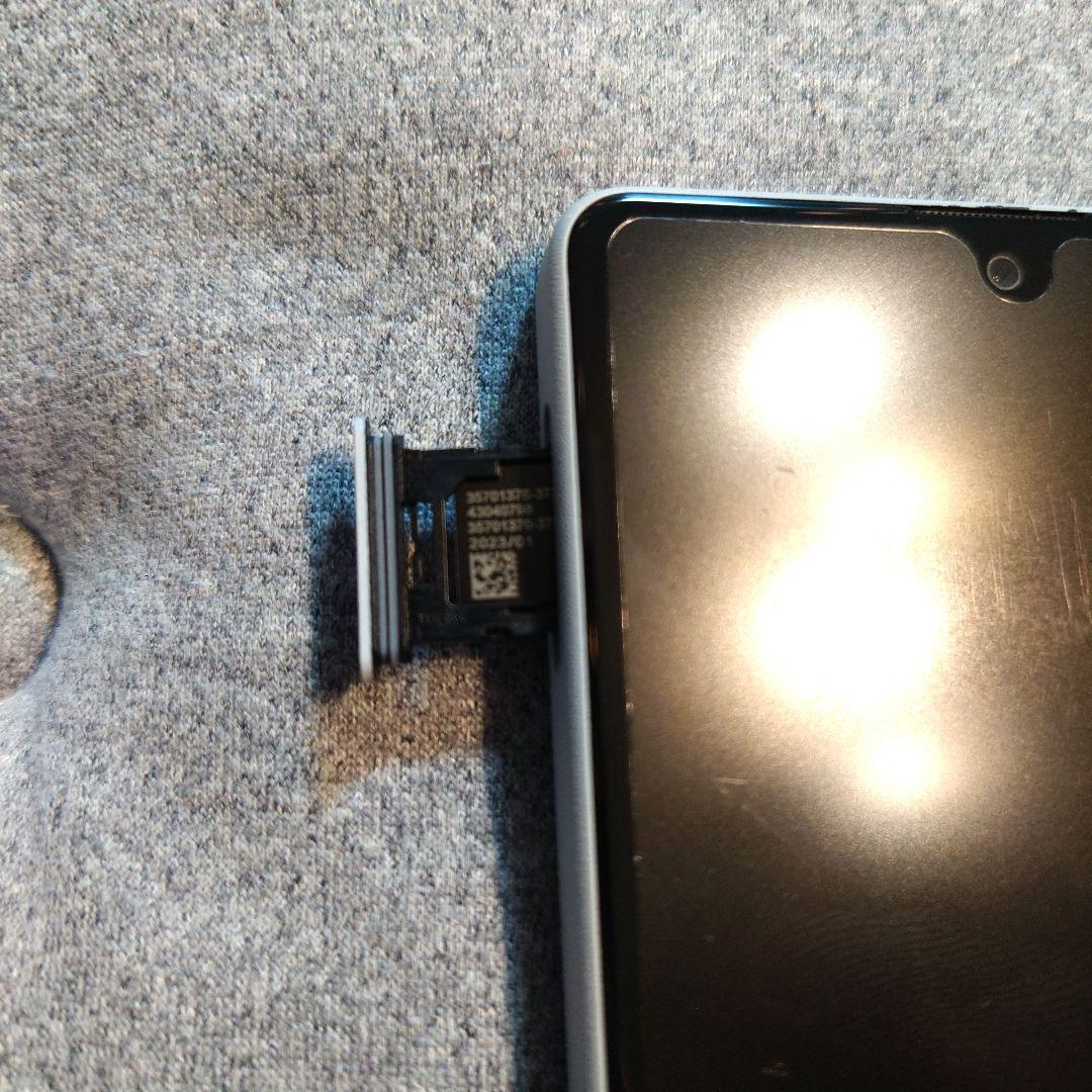 美品 SIMフリー XPERIA AceIII SOG08 64GB グレー色
