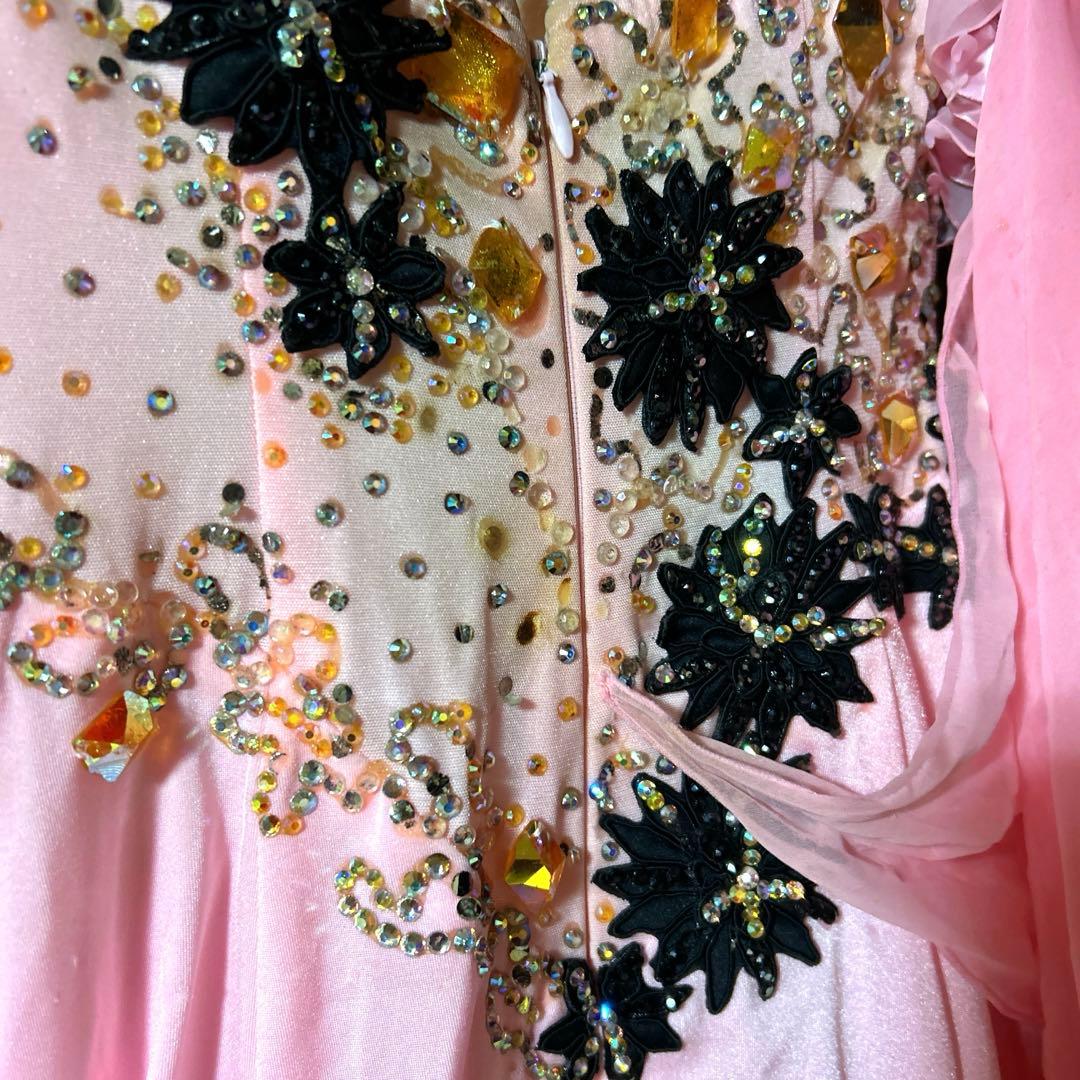 【イギリス製 社交ダンス衣装】ホワイト zdenka arkoラテンドレス イギリス製 社交ダンス衣装】ホワイト zdenka arkoラテンドレス 社交