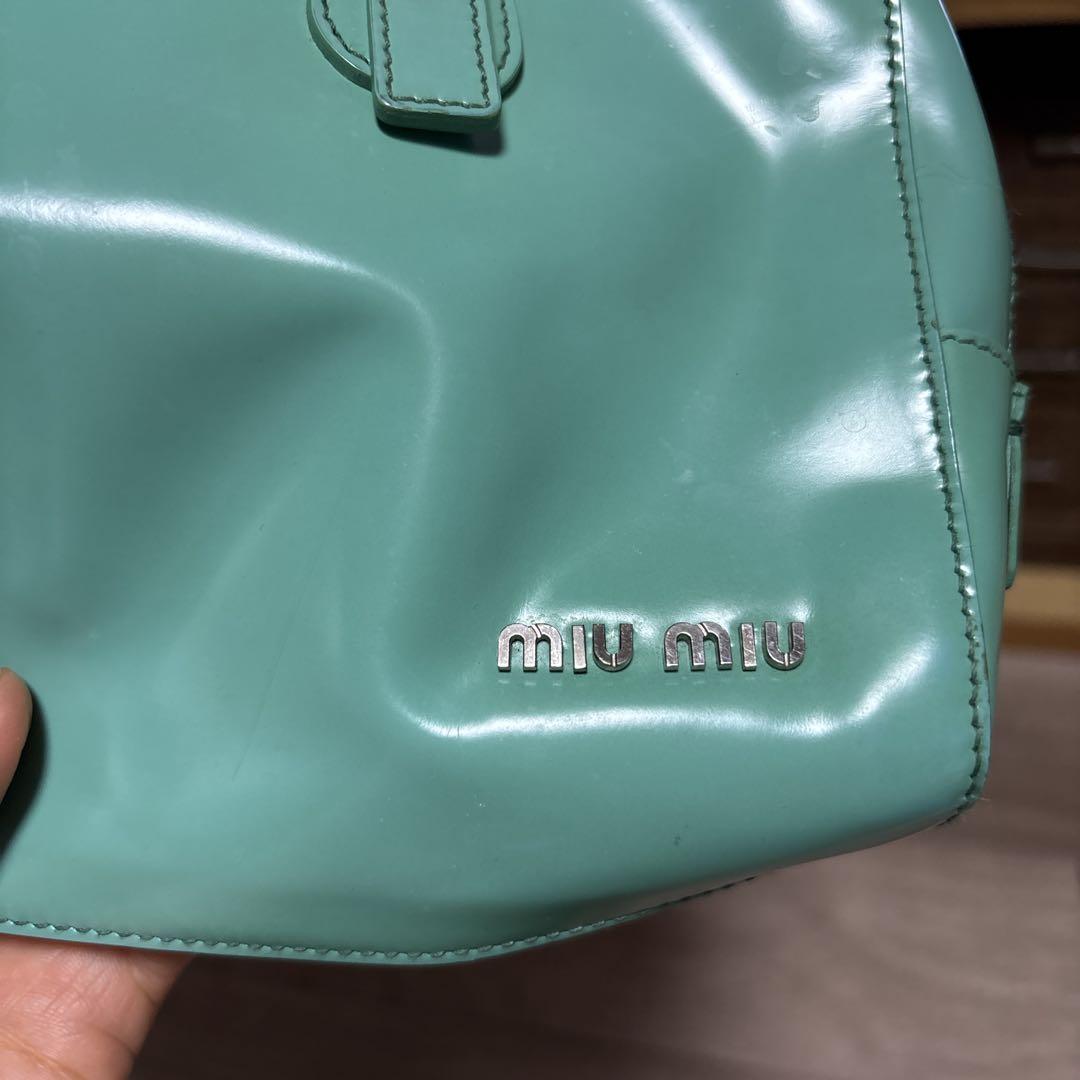 MIU MIUエメラルドグリーンハンドバッグ