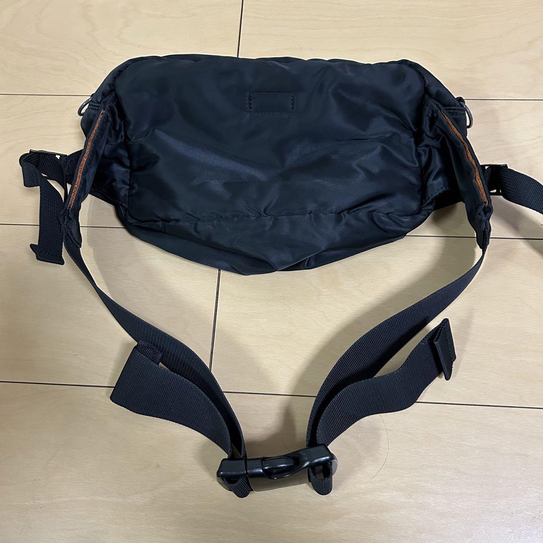 PORTER ウエストポーチ　ボディーバッグ　クロス掛け　タンカー　ブラック