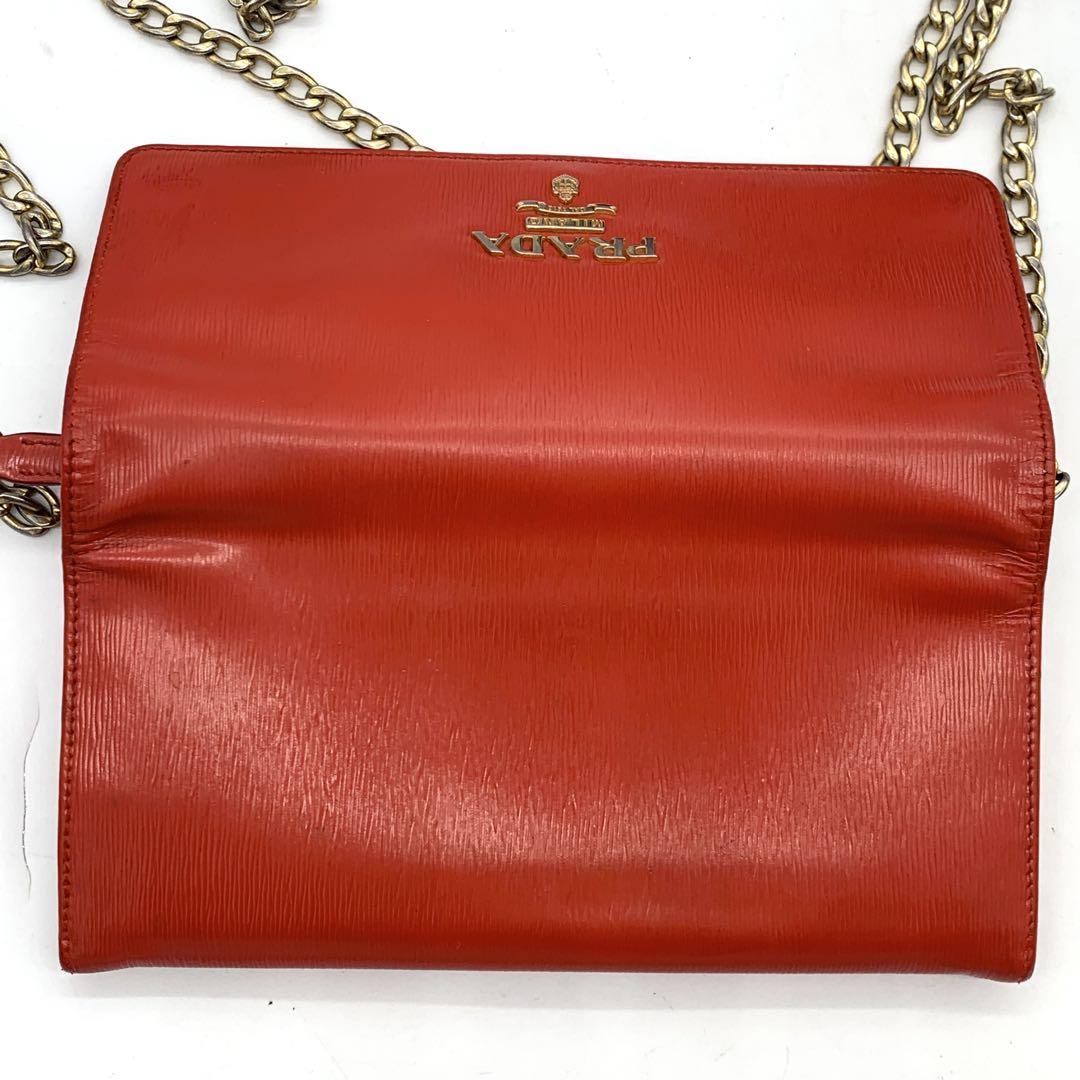 美品　PRADA　プラダ 　長財布 　チェーンウォレット　 ゴールド金具　レッド