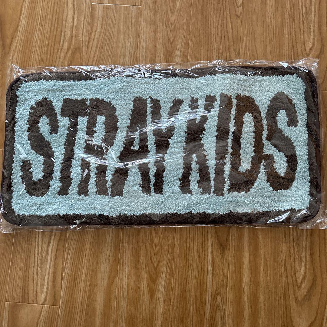 Stray Kids YOUR HERO ラグマット
