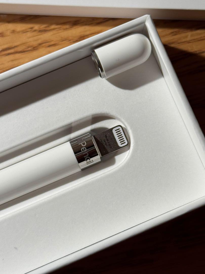 美品 Apple Pencil 第1世代 付属の替芯未使用 極美品】Apple Pencil第一世代 ホワイト 美品箱替芯 付属品未