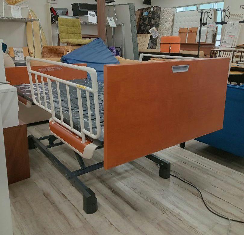 美品❗パラマウント　介護ベッド　KQ-9652　3モーター　福岡市北九州市限定