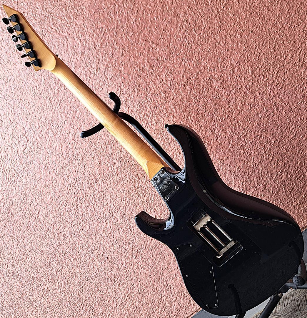 ■ESP MAVERICK /M マーベリック メイプル 指板 フロイドローズ