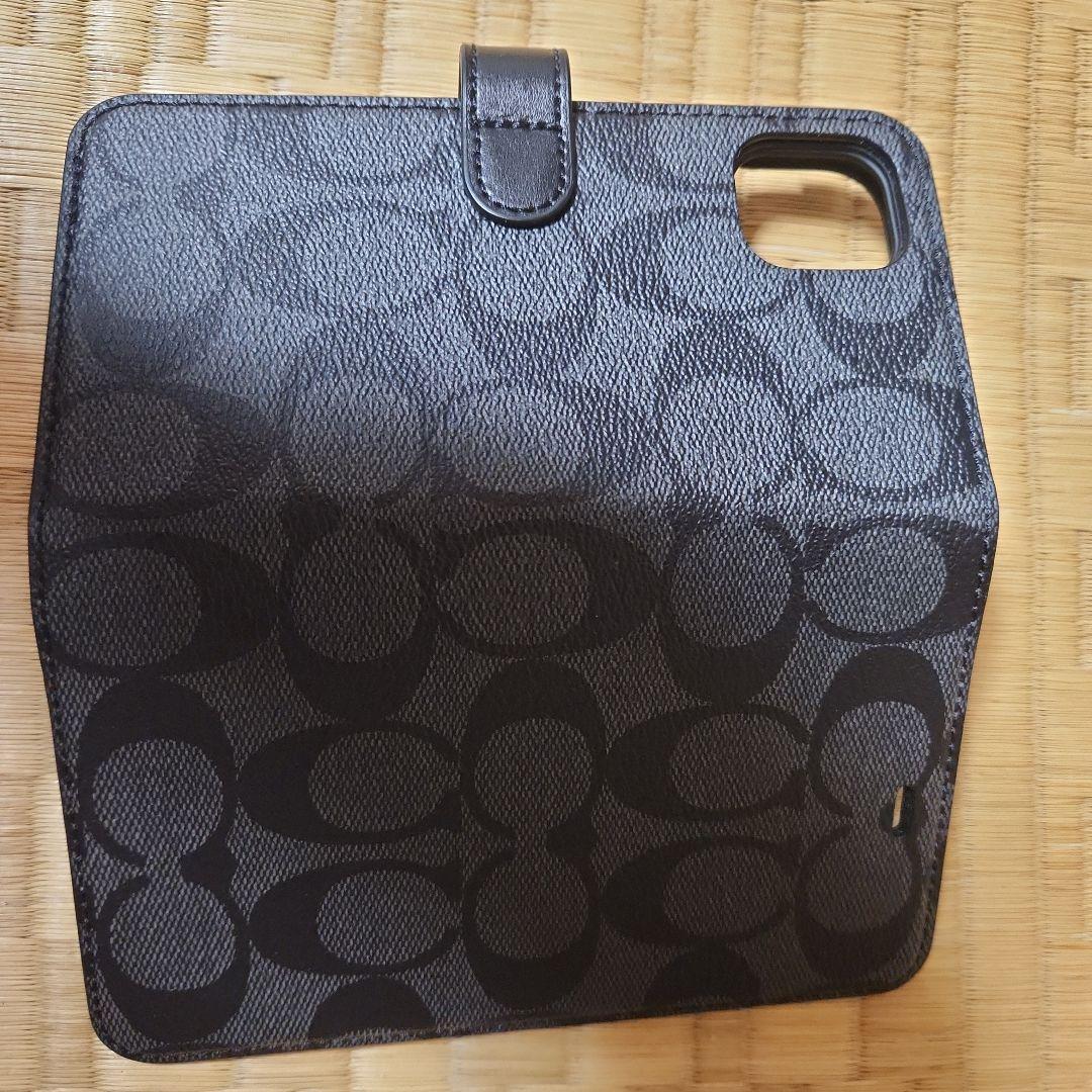 COACH　iPhone11 未使用品　ブラック　手帳型