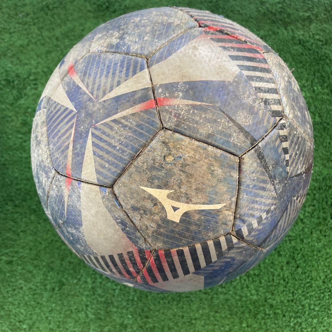 通販 送料無料  サッカーボール Mizuno 4号球 メルカリ - 記念グッズ