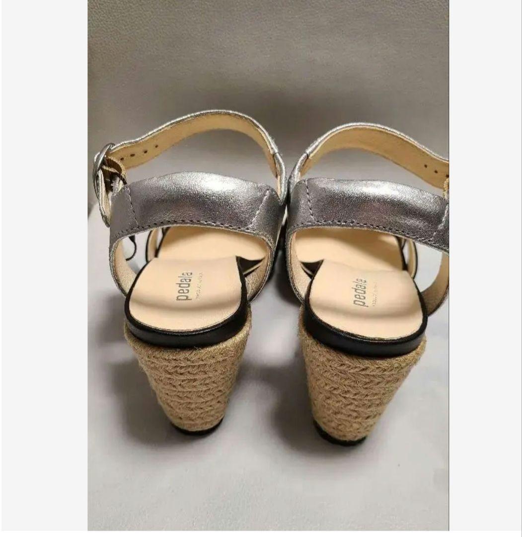 新品　アシックスウォーキング　ペダラレディース