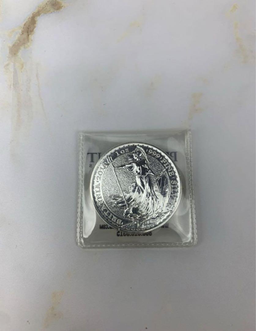 イギリス ブリタニア銀貨 2020 １オンス クリアケース付き 本物保証】 2020 (39mmクリアケース付き 1オンス ブリタニア銀貨