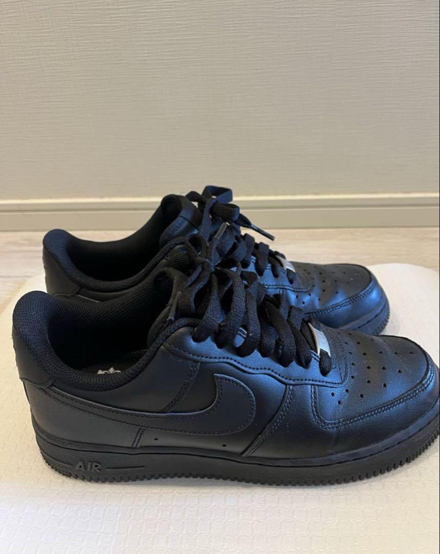 靴 Nike AIR FORCE 1 07 BLACK 25cm