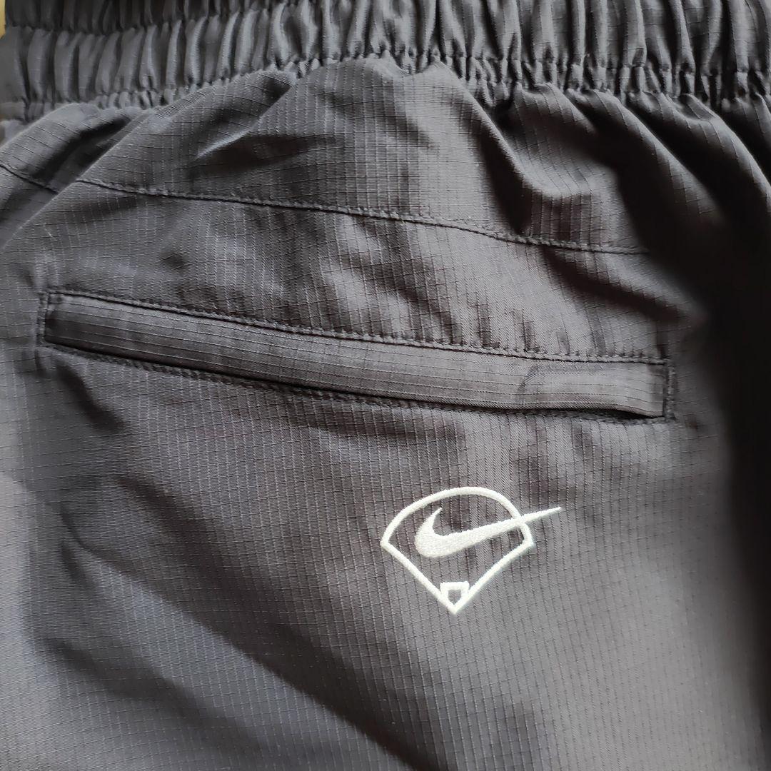 美品　Nike ブラック/レッド ジャケット　上下セット