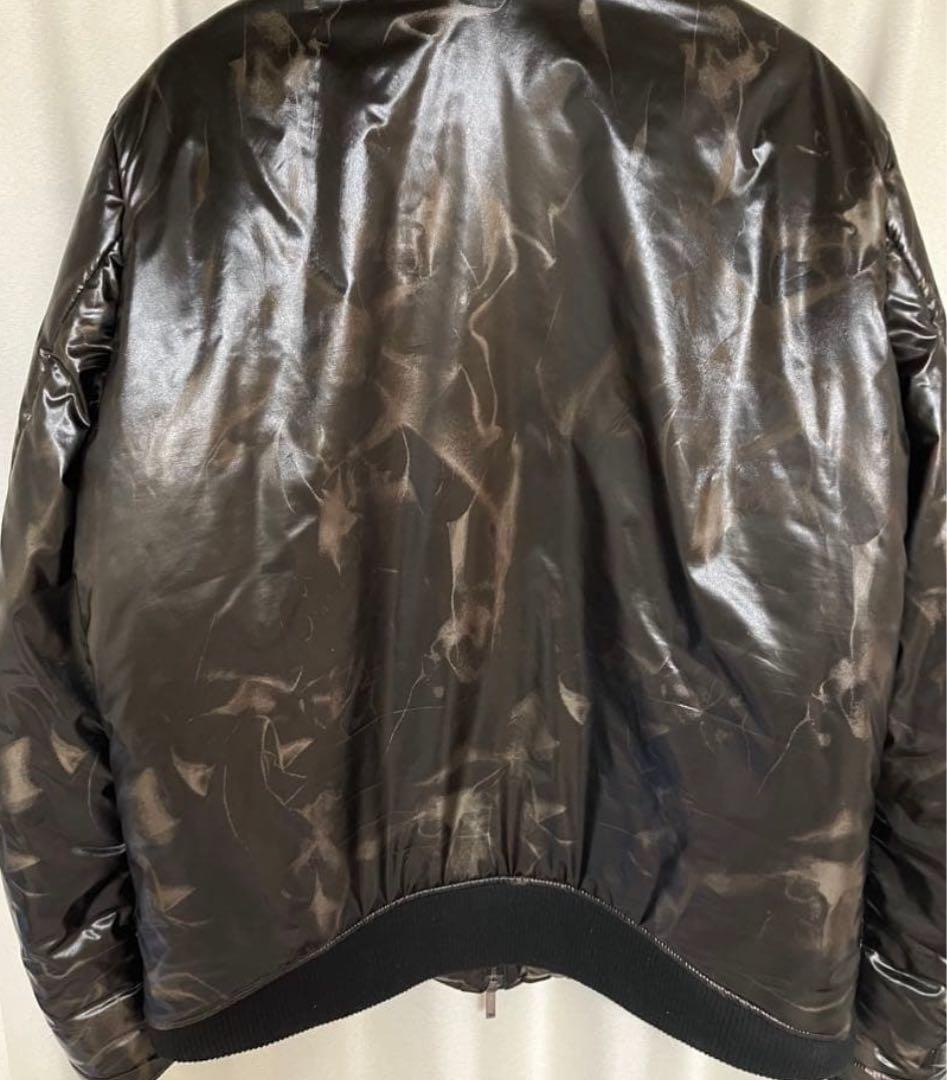 エンポリオ アルマーニ ブラックダウンジャケット エンポリオ アルマーニ ブラックダウンジャケット