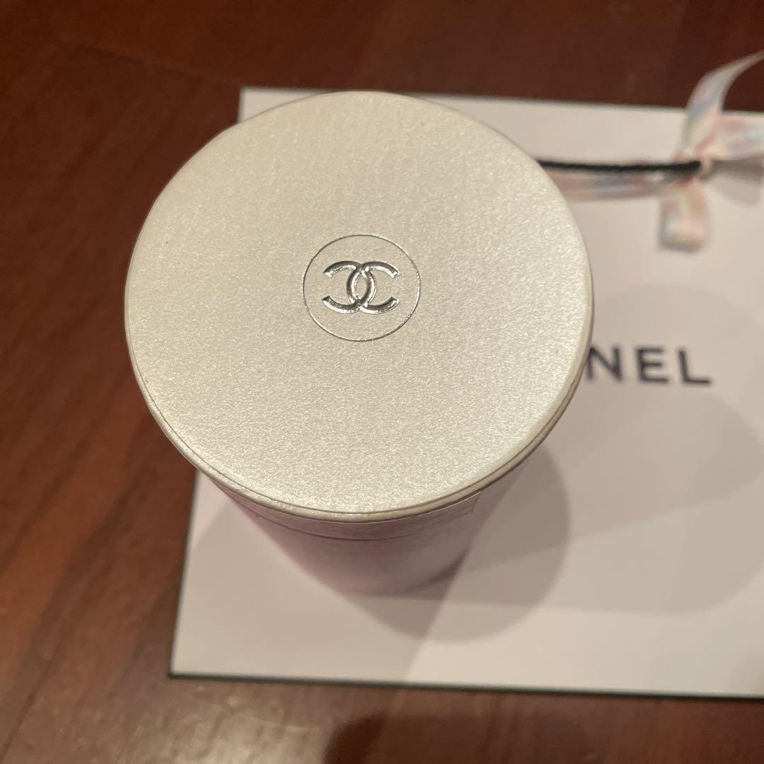 新品　CHANEL バスタブレット