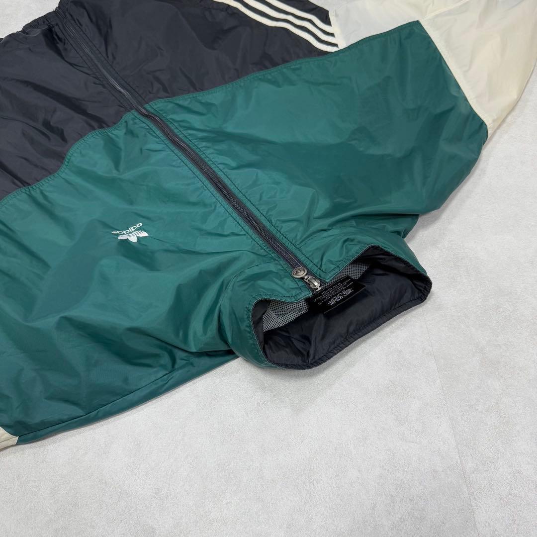 古着 90s アディダス ナイロンジャケット 長袖 グリーン ホワイト 緑白 ③ 古着 90s アディダス ナイロンジャケット 長袖 グリーン ホワイト 緑白 ③