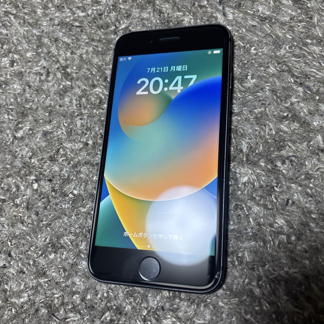 iPhone8 本体　スペースグレイ