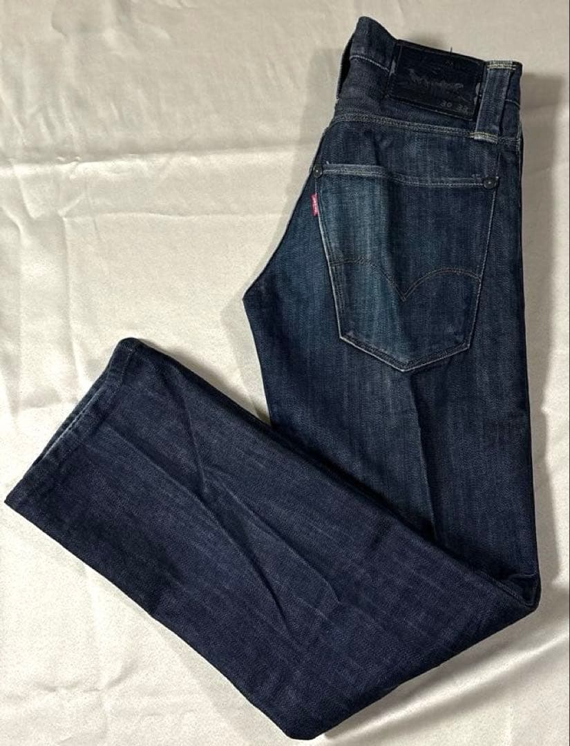 【希少・美品】LEVI’S 赤耳(セルビッジ)デニム W30 L33 【希少・美品】LEVI’S 赤耳(セルビッジ)デニム W30 L33
