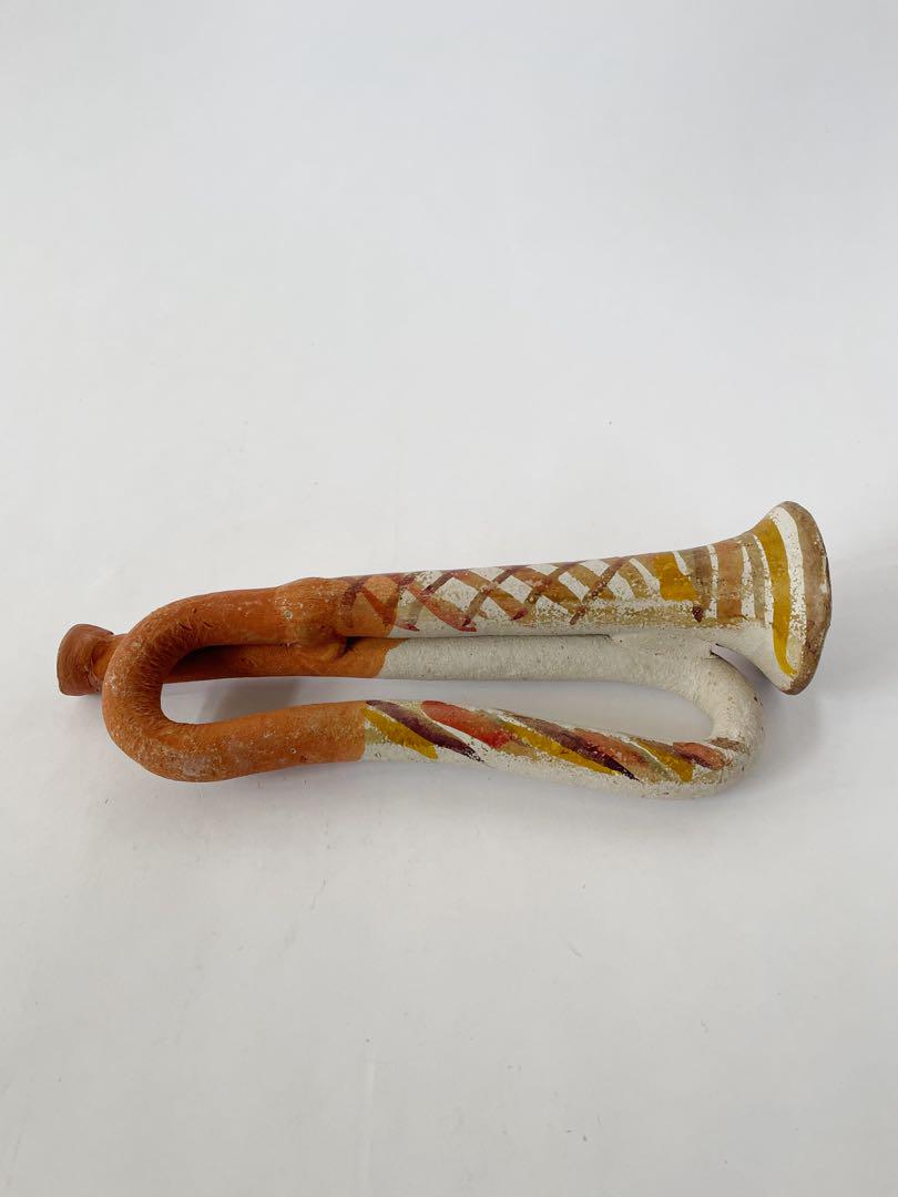 Mexican pottery Trumpet 1