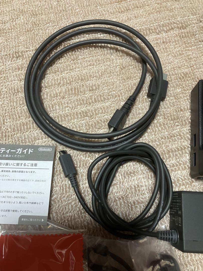 Nintendo Switch （L） ネオンブルー／（ R） ネオンレッド本体