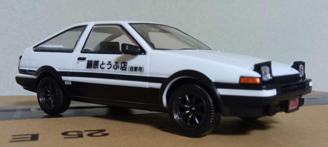 AE86 ホワイト/ブラック 1/64 - メルカリ