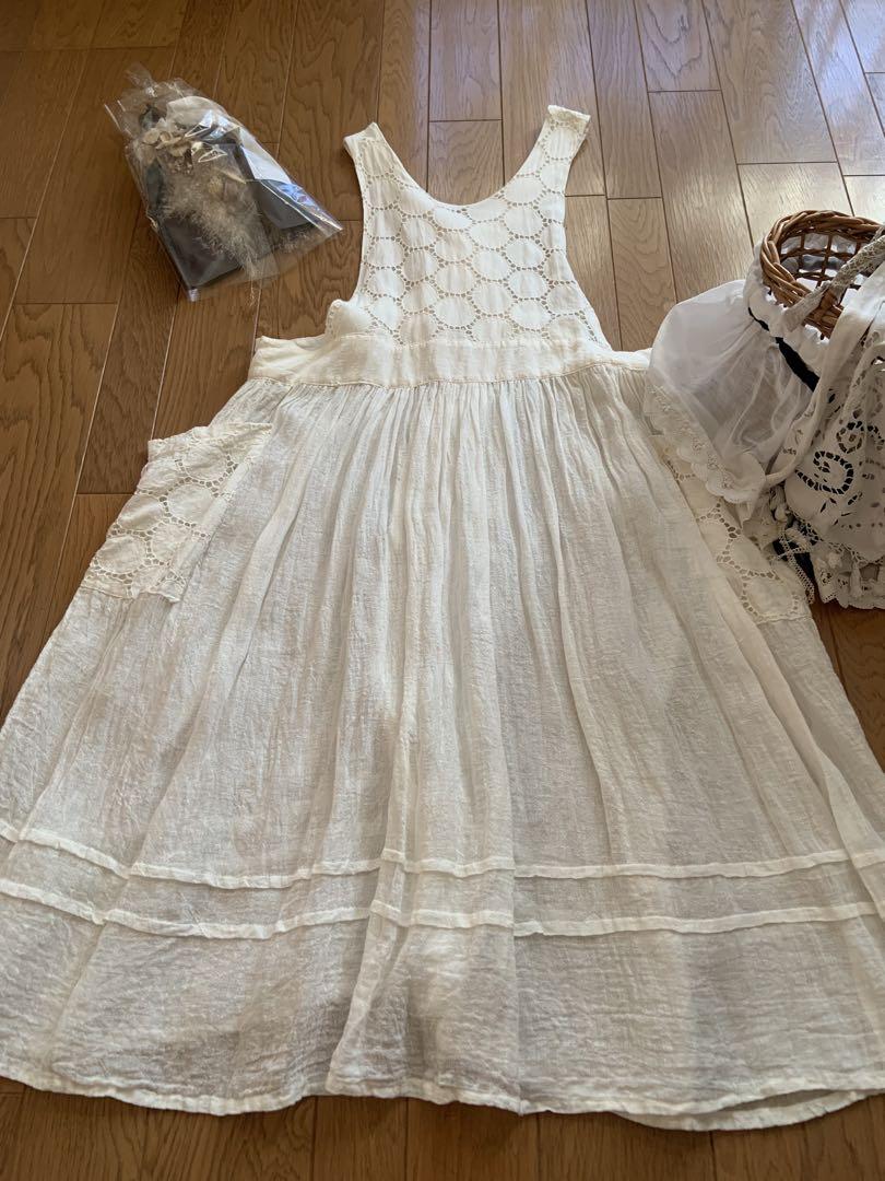 Instagramで人気の作家様　エプロンワンピース　ハンドメイド作家様