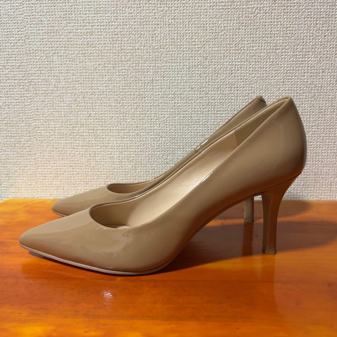❀美品 ダイアナ エナメル ベージュ 24cm パンプス