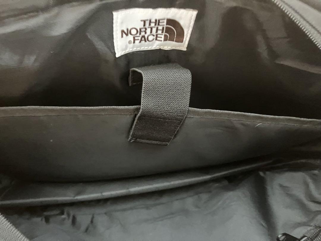 【美品】North Face ノースフェイス メッセンジャーバック