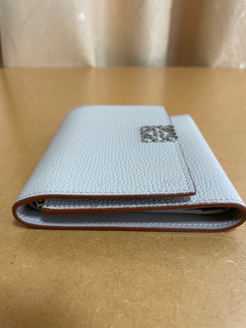 ロエベ　折りたたみ財布
