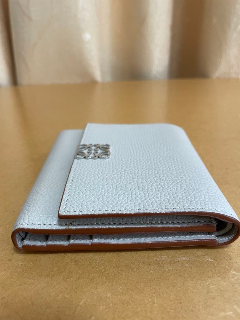ロエベ　折りたたみ財布