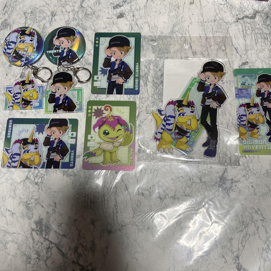 デジモン　アニメジャパン　石田ヤマト　アクリルスタンド　缶バッジ　リンクコーデ